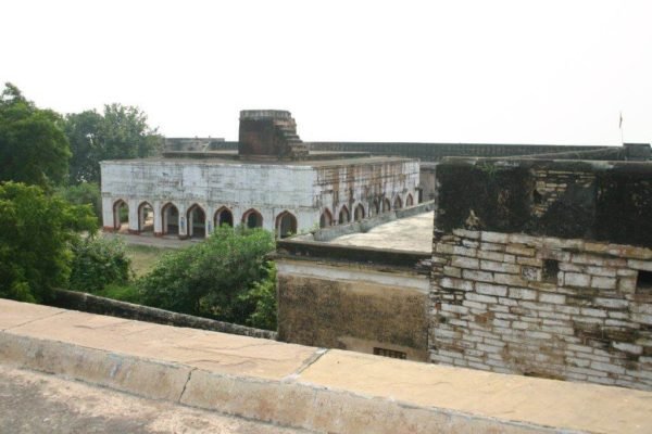 Chunar2 (1)