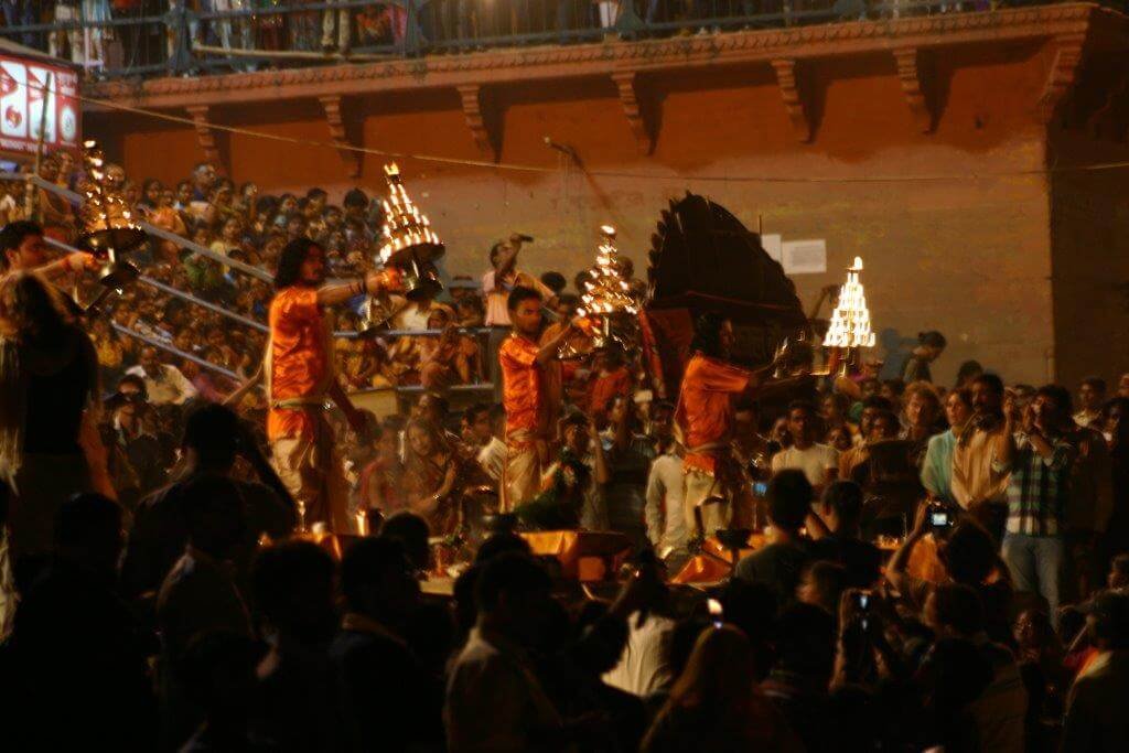 ganga-aarti (1)